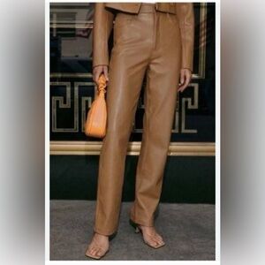 Abercrombie & Fitch Tan Vegan Pants sz 26 short